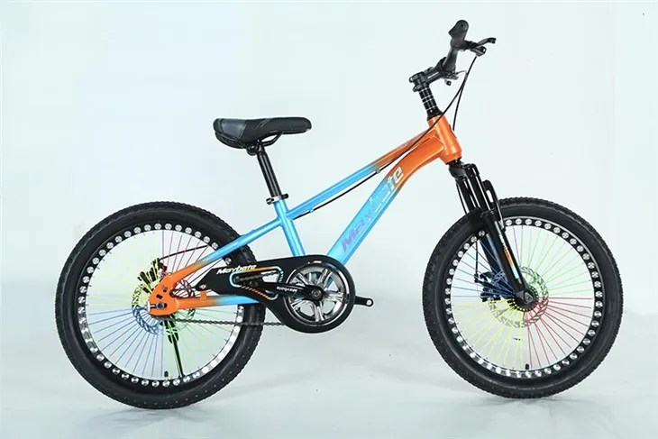 Buntes Kinderfahrrad